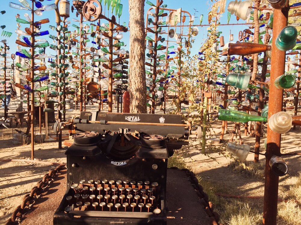 ELEMER'S BOTTLE TREE RANCH: ORO GRANDE, CALIFORNIA